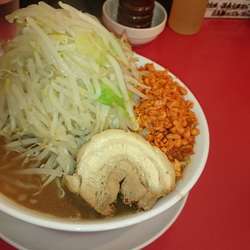 ラーメン　野菜＋辛揚げ