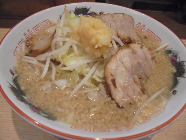 「魚郎らーめん　９３０円」@せたが屋 FC京急鶴見駅店の写真