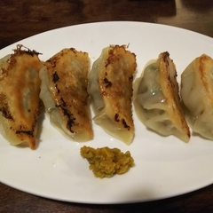 ワインスタンド PONの画像