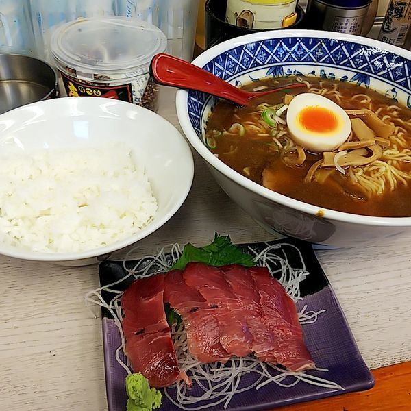 「本日のランチA（寒ブリ刺身ライス）」@笑顔の写真