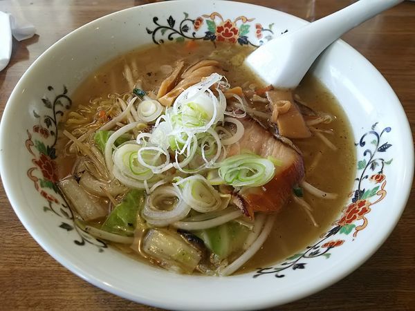 「塩野菜ラーメン　※クーポンで５００円」@らーめんの ぼうやの写真