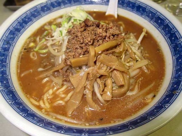 「味噌ラーメン　750円」@札幌ラーメン どさん娘の写真