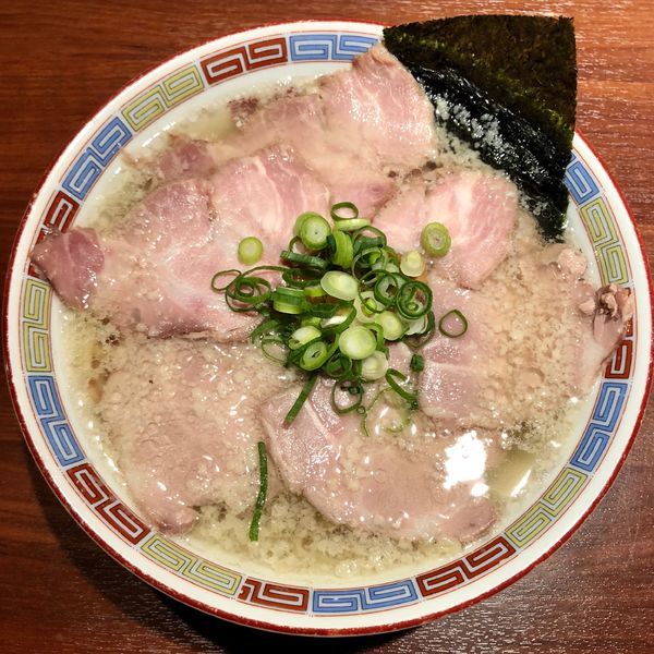 「はまんどラーメン (780円) チャーシュー増し (300円)」@麺 虎右ヱ門の写真