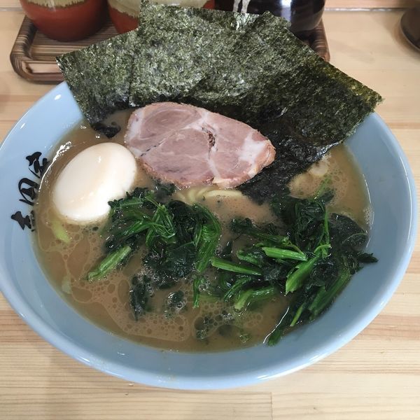 「ラーメン並+味玉+キャベチャー」@横浜家系 志田家の写真