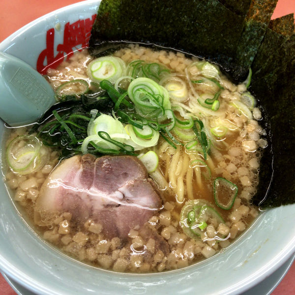 「醤油ラーメン　650円　海苔　0円」@ラーメン山岡家 足利店の写真
