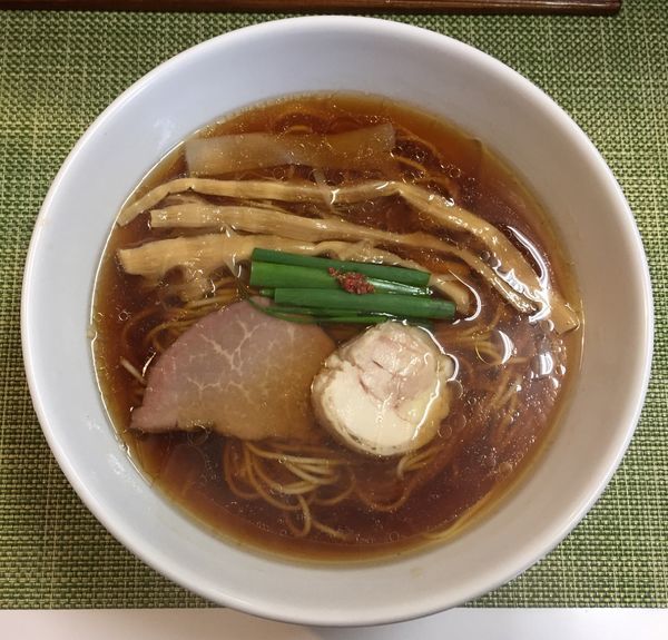 「醤油らぁ麺800円」@麺や金時の写真