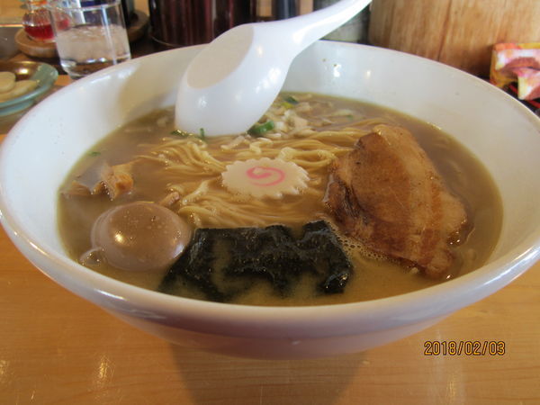「バカうまラーメン８５０円」@自然派ラーメン 花の季の写真