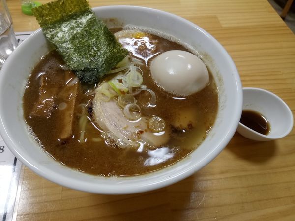 「濃厚あごだし840円+味玉100円」@麺屋ふたばの写真