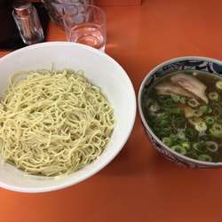 つけ麺 ８００円
