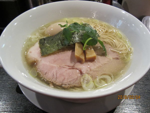 「味玉塩ラーメン７５０円」@麺処 みどりの写真