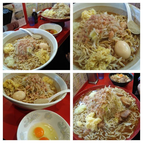 「大ラーメン800＋玉葱＋生姜＋生卵×２＋煮干し粉（豚→味玉）」@麺屋 桐龍の写真