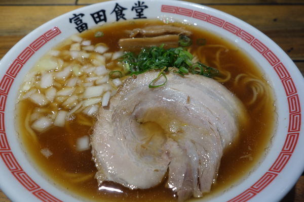 「煮干しそば 780円」@松戸中華そば 富田食堂の写真