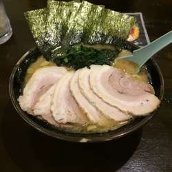 醤油ラーメン チャーシュー増し