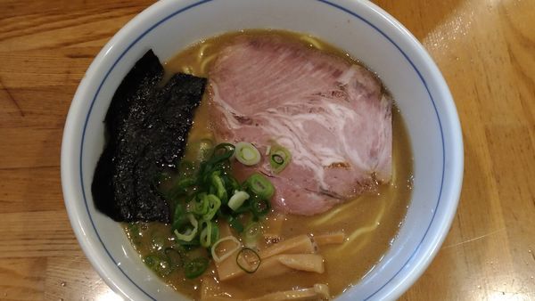 「らー麺」@麺屋はし本の写真