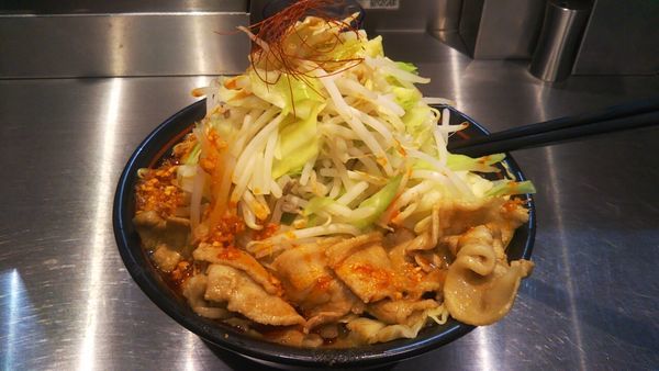 「紅らーめん+野菜」@麺創研 紅 府中の写真