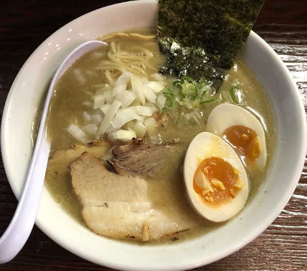 「濃厚煮干し中華そば＋味玉（￥780＋￥100）」@麺匠くり原の写真