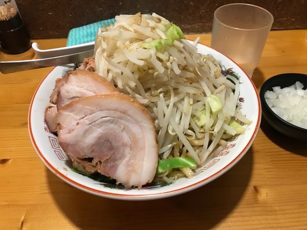 「豚増しらーめん」@ラーメン慶次郎 本店の写真