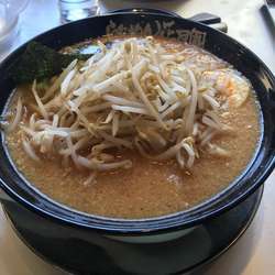 嵐げんこつラーメン 大盛り