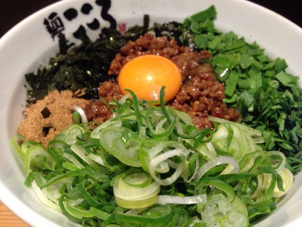 「九条ネギ増し台湾混ぜそば」@麺屋こころ 梅ヶ丘店の写真