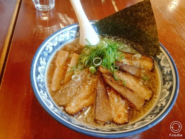 「炙り焼豚ラーメン」@麺屋いつきの写真