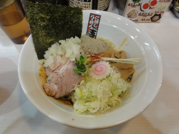 「旨辛煮干しまぜそば」@煮干しらーめん 玉五郎 阪急三番街店の写真