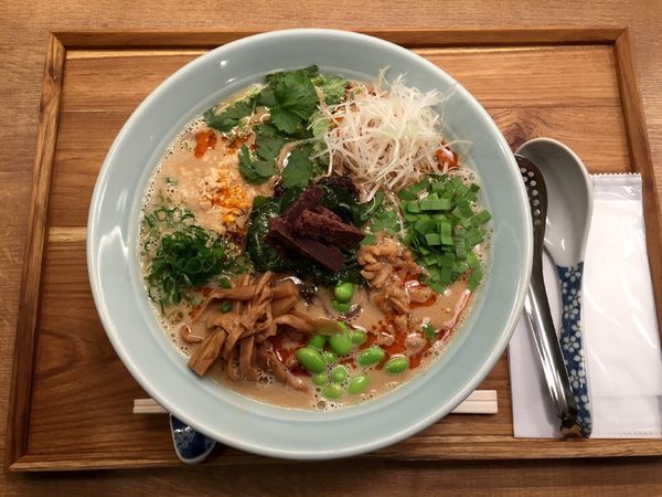 「チョコ担々麺」@箸とレンゲの写真