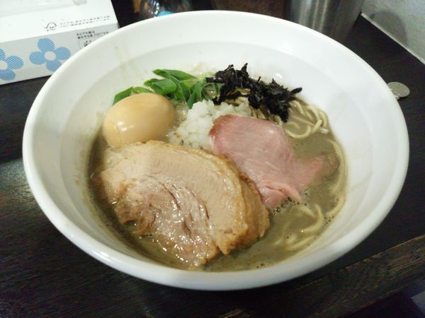 「味玉濃厚そば　厚切り豚　和え玉」@陽はまたのぼるの写真