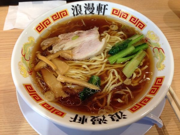 「醤油らーめん」@二代目 浪漫軒の写真