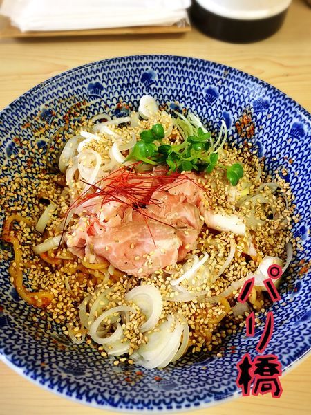 「辛味ごままぜそば￥500」@煮干ラーメンとローストビーフ パリ橋の写真