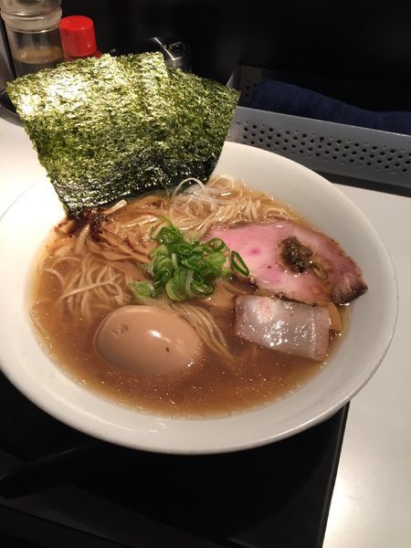 「焼きのり味玉そば」@SOBAHOUSE金色不如帰の写真