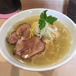鶏塩ラーメン 大
