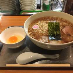 ワンタン麺卵つき