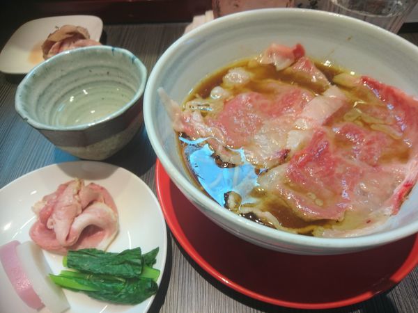 「【3周年記念限定】三年そば(醤油らーめん)1300円＋白金豚」@柳麺 呉田-goden-の写真