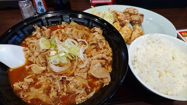 「カレー肉そば+揚げ餃子から揚げセット+他」@カレーハウス CoCo壱番屋 あきる野野辺店の写真