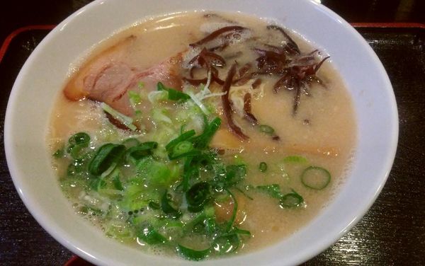 「ラーメン」@九州とんこつ のげら～ 桜木町本店の写真