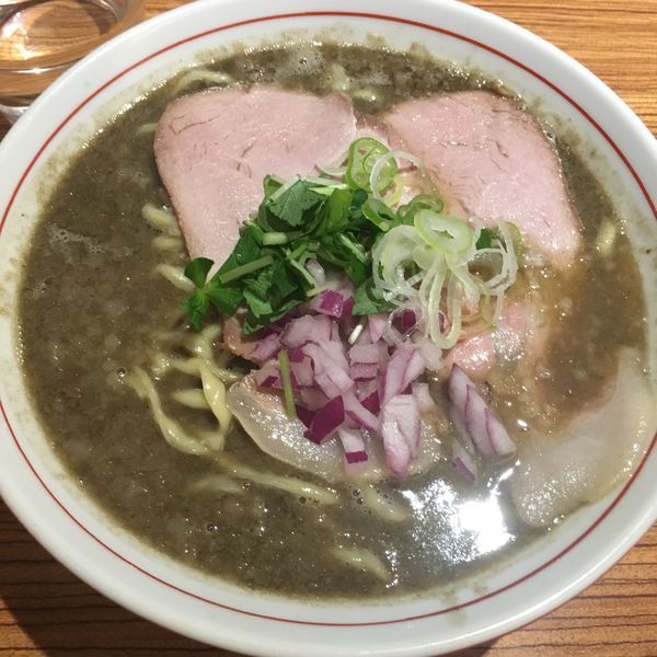 「濃厚煮干そば」@niboの写真