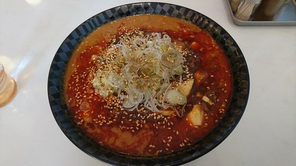 「ゴママーボー麺　880円」@中華そば 華丸の写真