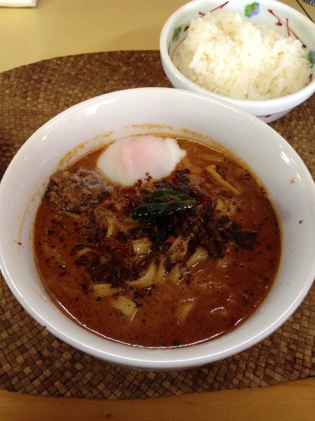 「黒カラシビ麺 ライス」@龍門瀑の写真