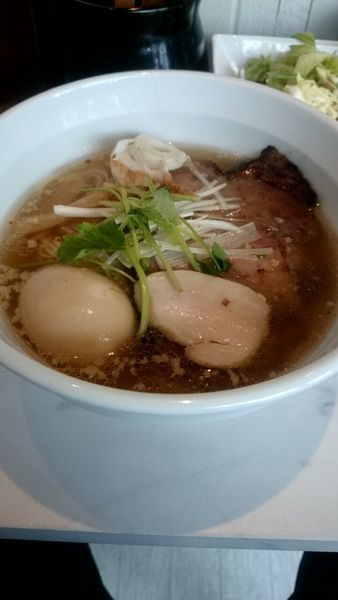 「玉子らーめん（汐）」@らーめん 紡麦の写真