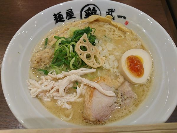 「超濃厚鶏そば」@濃厚鶏そば 麺屋武一 北千住店の写真
