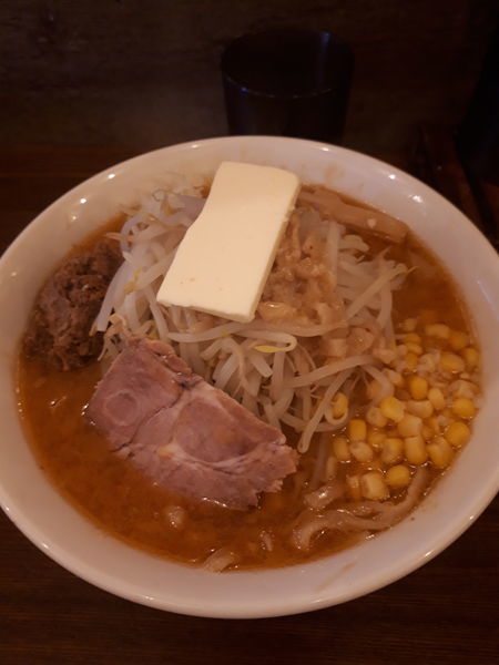 「(限定)味噌バターコーンラーメン850円」@高木のぶぅの写真