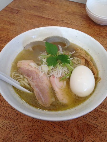 「味玉貝塩拉麺950円(大盛ラーパス)」@麺屋 心羽の写真