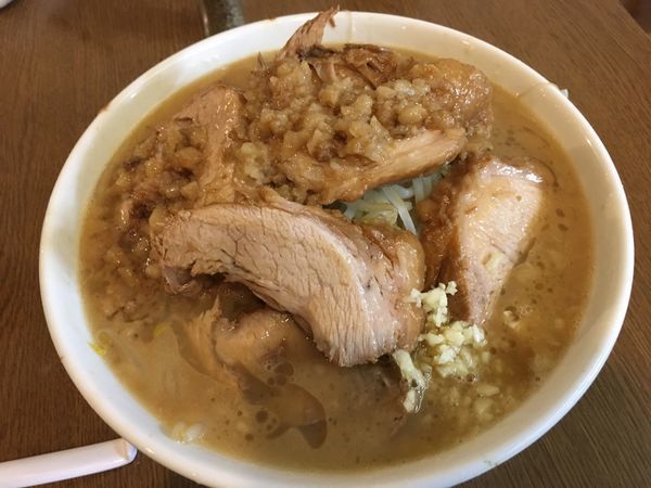 「豚ラーメン」@俺の生きる道 つくば店の写真