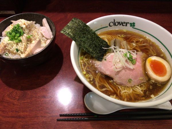 「ニボらあめん大盛 あっさり 鶏マヨご飯」@らあめんCloverの写真