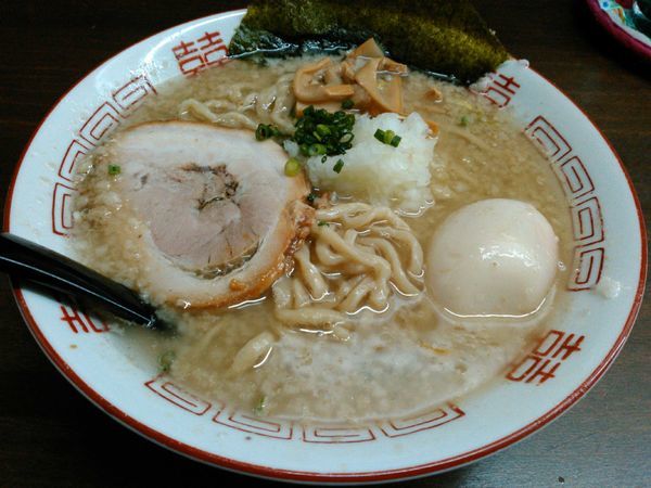 「ラーメン ￥700・味玉」@麺屋みつば＋クローバーの写真