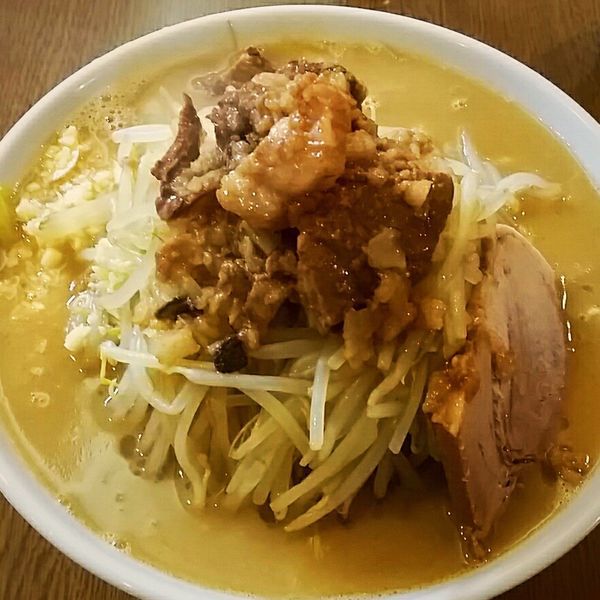 「ラーメン（ヤサイ増し、ニンニク、アブラ）７５０円」@俺の生きる道 つくば店の写真