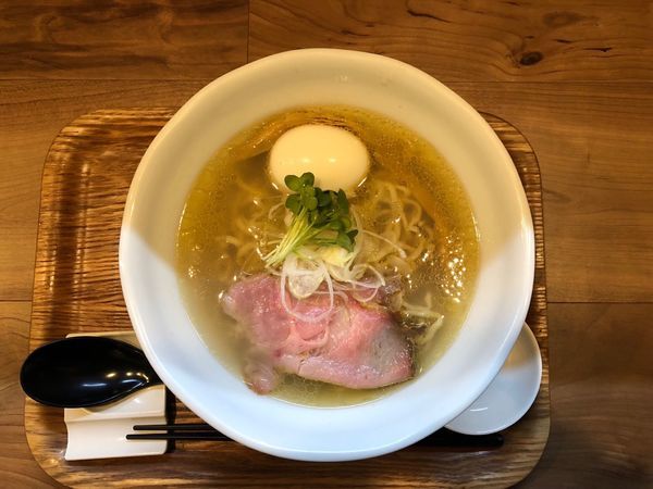 「ラーメン塩 味玉」@ラーメン 健やかの写真