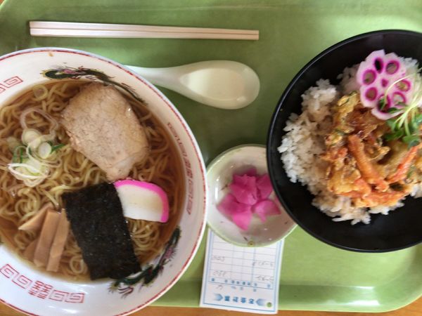 「ラーメンセット500円」@やなぎやの写真