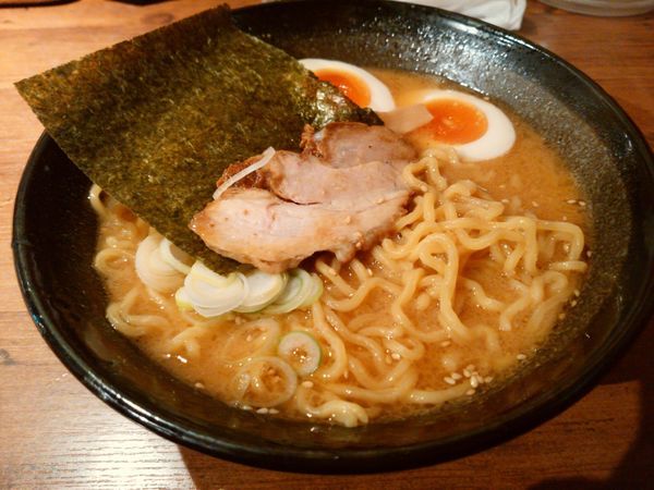 「みそラーメン＋味付玉子」@北海道らーめん 奏 蒲田店の写真