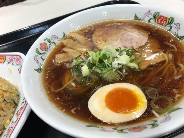 「醤油ラーメン」@餃子の王将 甲府国母店の写真